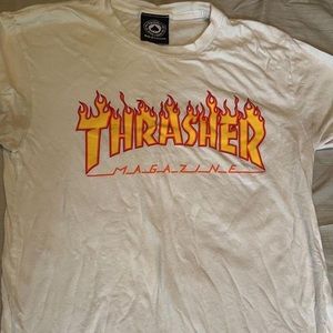 small thrasher t-shirt, in great condition!
